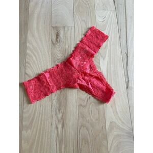 NWT Victoria's Secret Coral Lace Panty